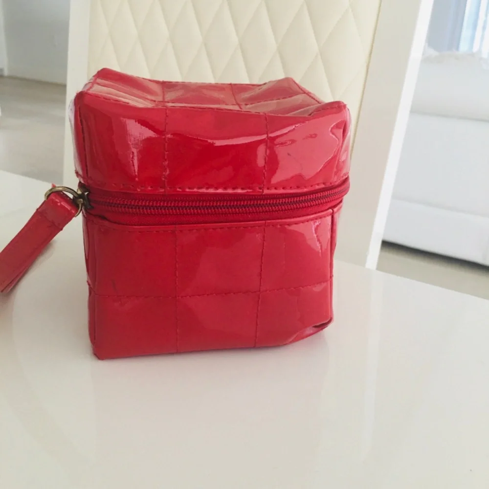 Cellcosmet COSMETICS BAG CASES